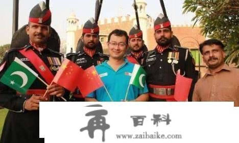 将我们国旗印上钞票的处所，我们人去旅游都不要钱，旅客却不爱去