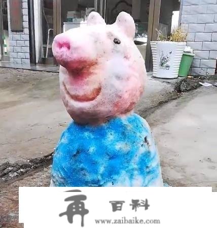 “雪人”也要分品级？萨摩VS奥特曼，看到小猪佩奇：你怎么还在色？