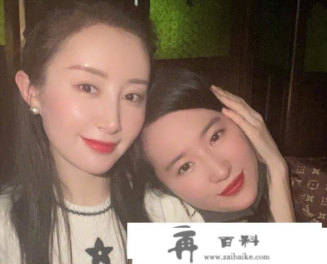 女演员舒畅春节到丽江玩耍，网友嘱托：去看看许红豆吧