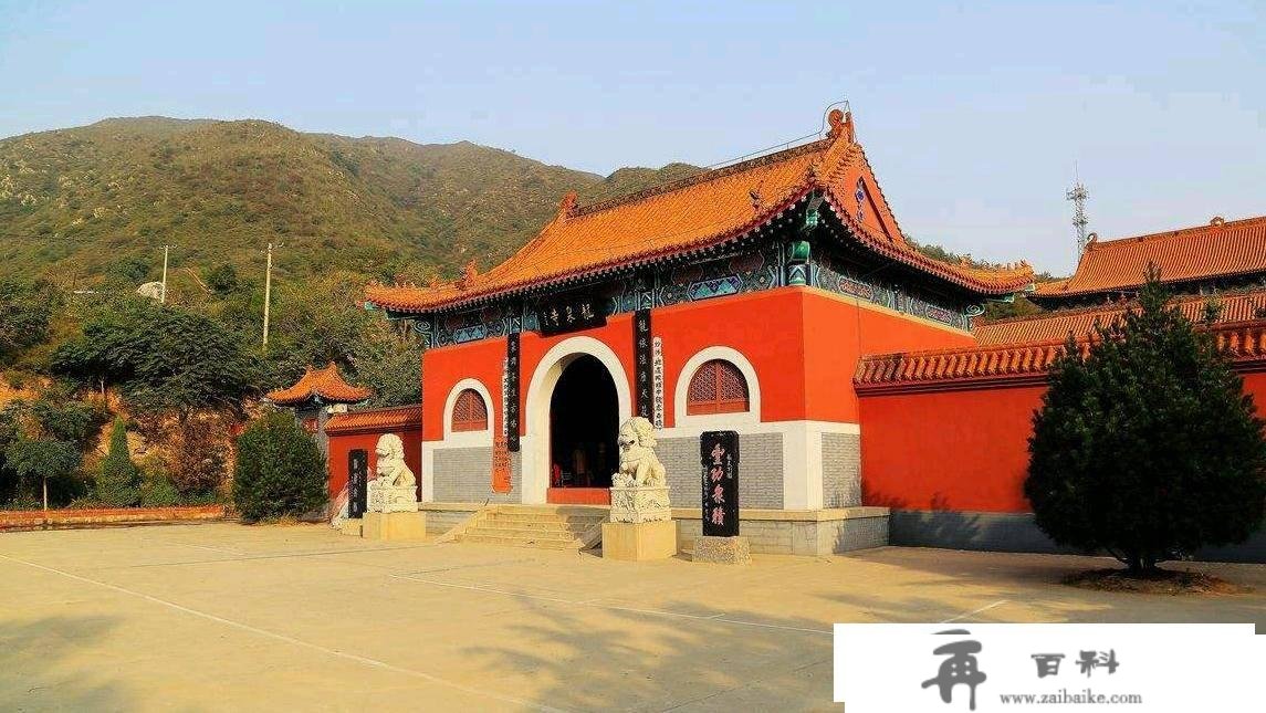 石家庄龙泉寺，炎天去尤其好，是个清冷的避暑胜地