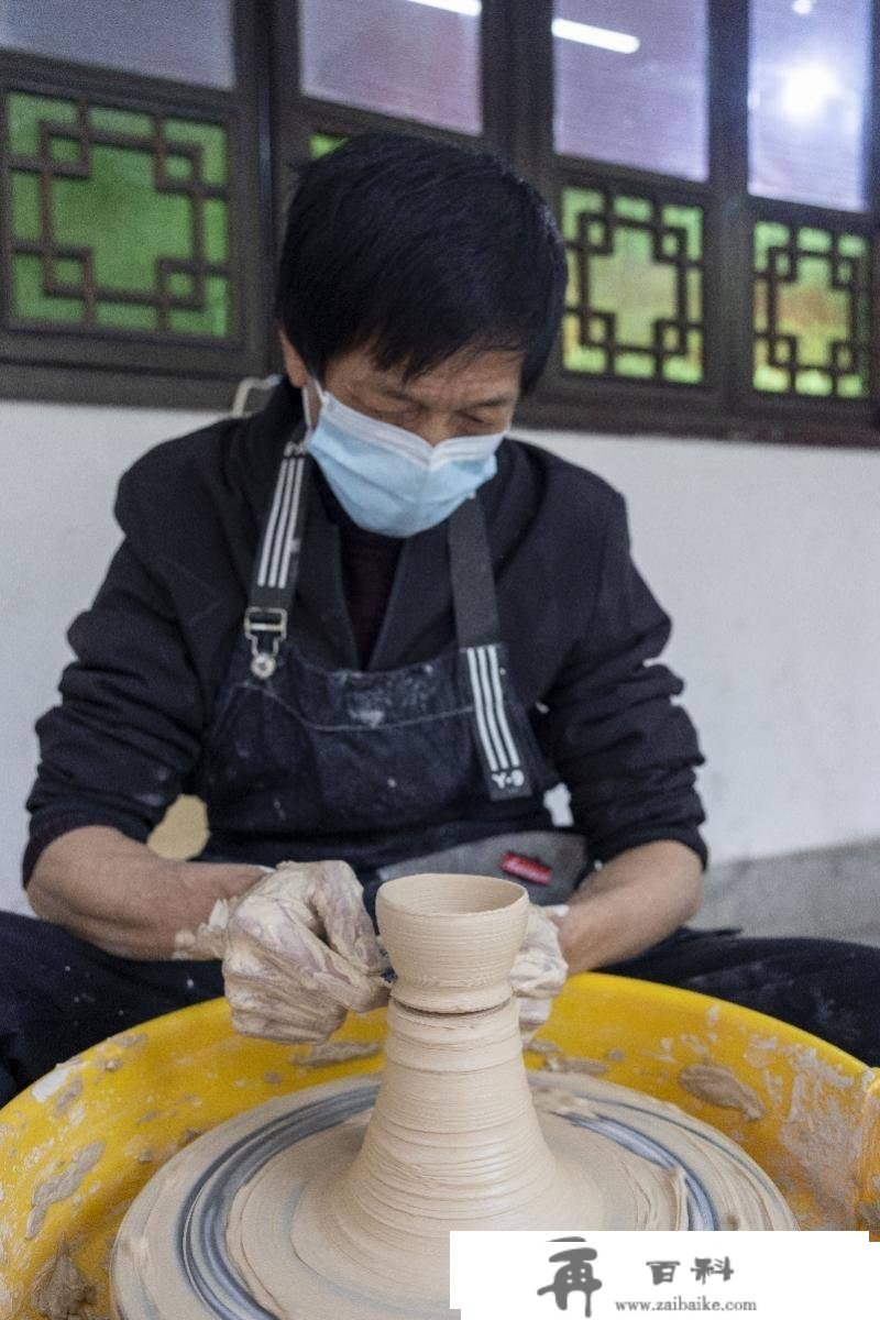 持续至元宵节！岭南名家艺术陶瓷迎春邀请展在荔湾湖公园开幕