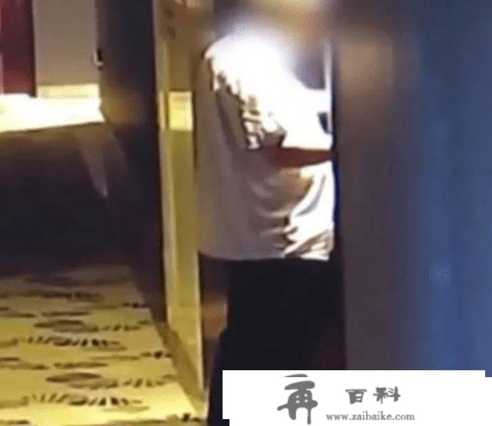 广州一女生网曝住酒店凌晨遭目生须眉刷卡开门，酒店竟回应：女生胆子小？！