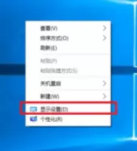 cf75hz不能全屏？win7cf游戏屏幕不是满屏怎么办？