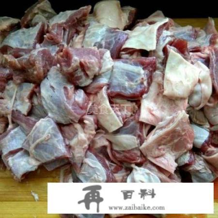 鄂尔多斯土豆炖牛肉的做法？