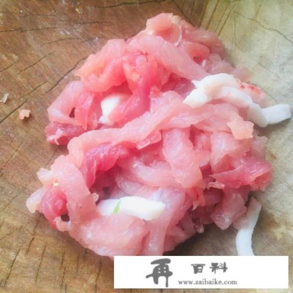 芹菜炒肉怎么炒好吃又简单？