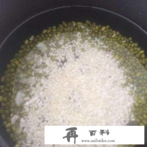 大米绿豆粥最正宗的做法？