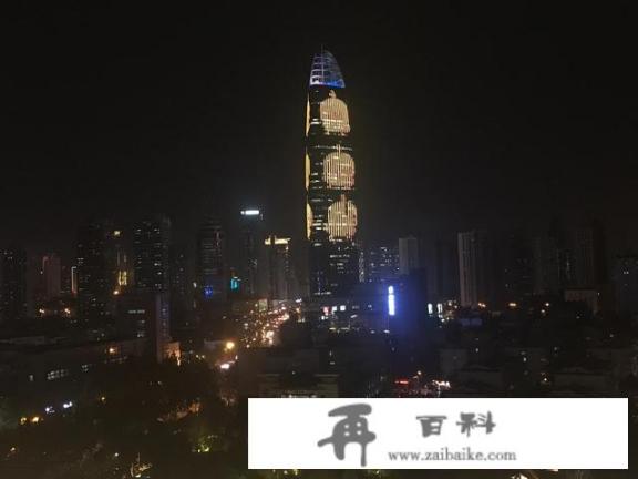 外出旅游是在出发地报团好，还是到目标地报团经济实惠？开车旅游怎么省钱？