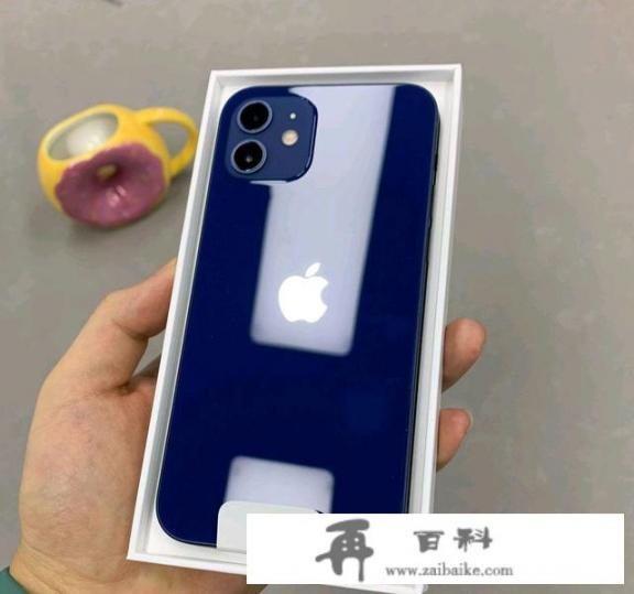 iPhone 12系列又降价了，128GB版最低4899元，值不值得出手