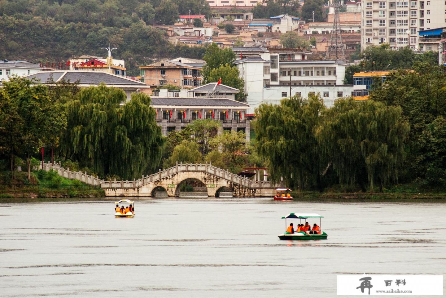 国庆长假各地旅游景点再现拥挤不堪的景像，国人旅游体验成世界最差，你怎么看_国庆旅游爆