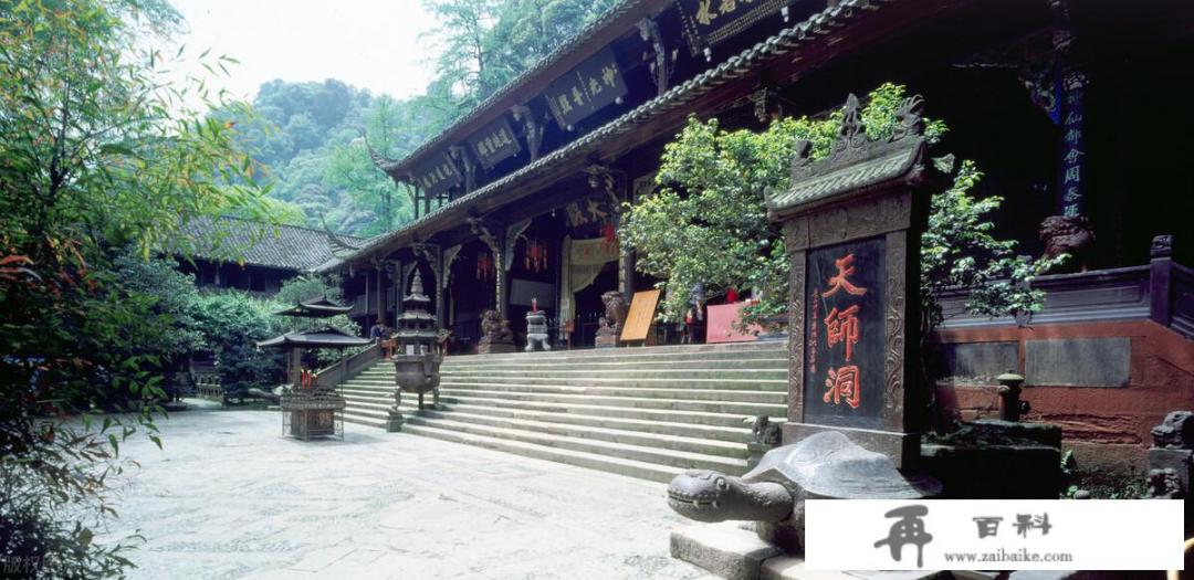 青城山旅游景点_青城山的前山和后山哪个值得去