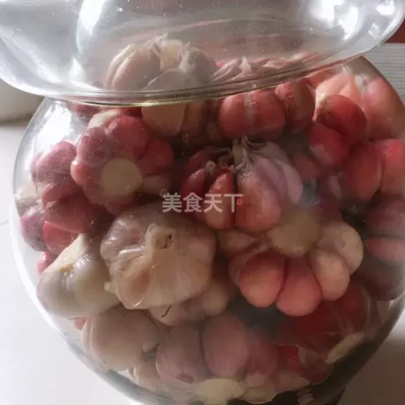 腌蒜怎么做好吃，糖醋腌蒜的家常做法？