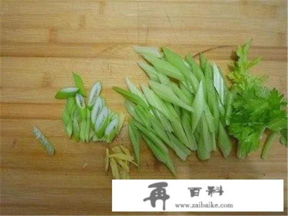 正宗新疆炒米粉的做法？